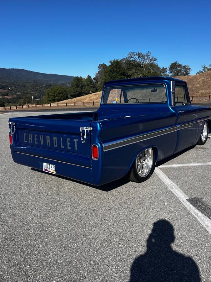 Chevy-c10-truck-1966-blue-10