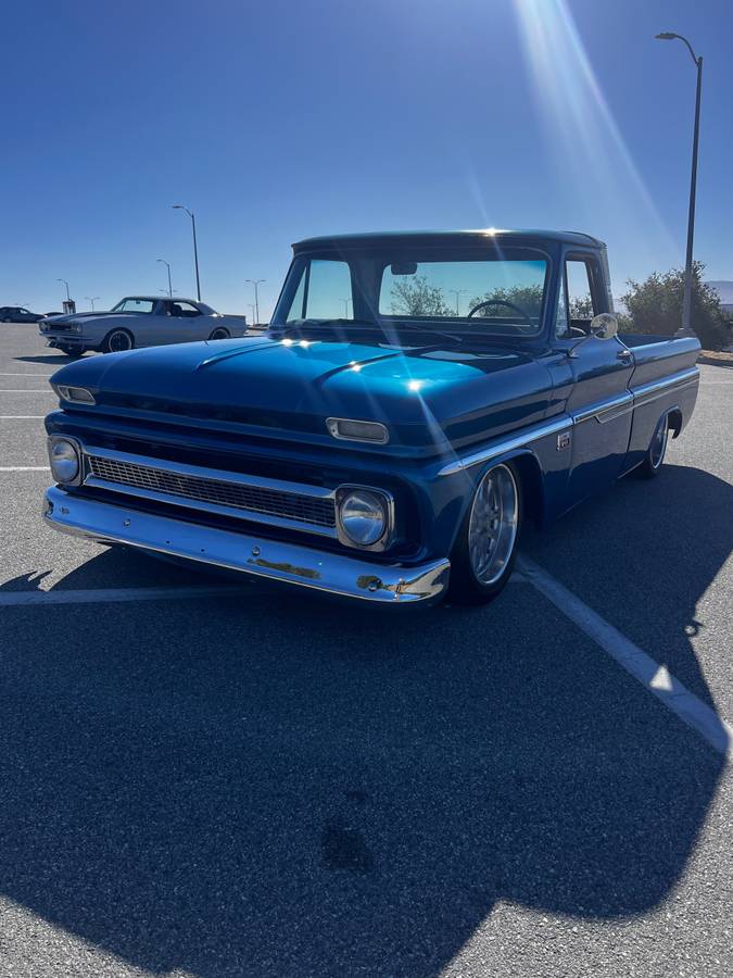 Chevy-c10-truck-1966-blue-9
