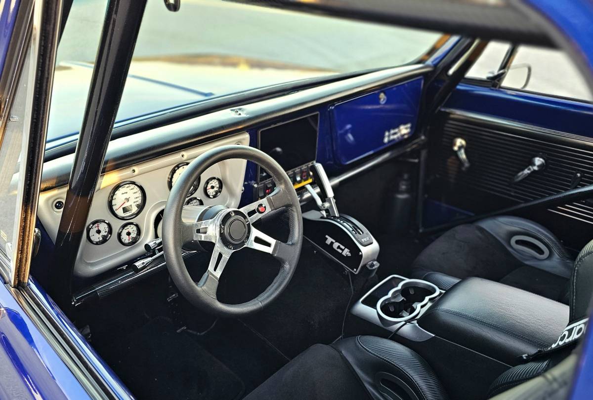 Chevy-c10-truck-1967-blue-7