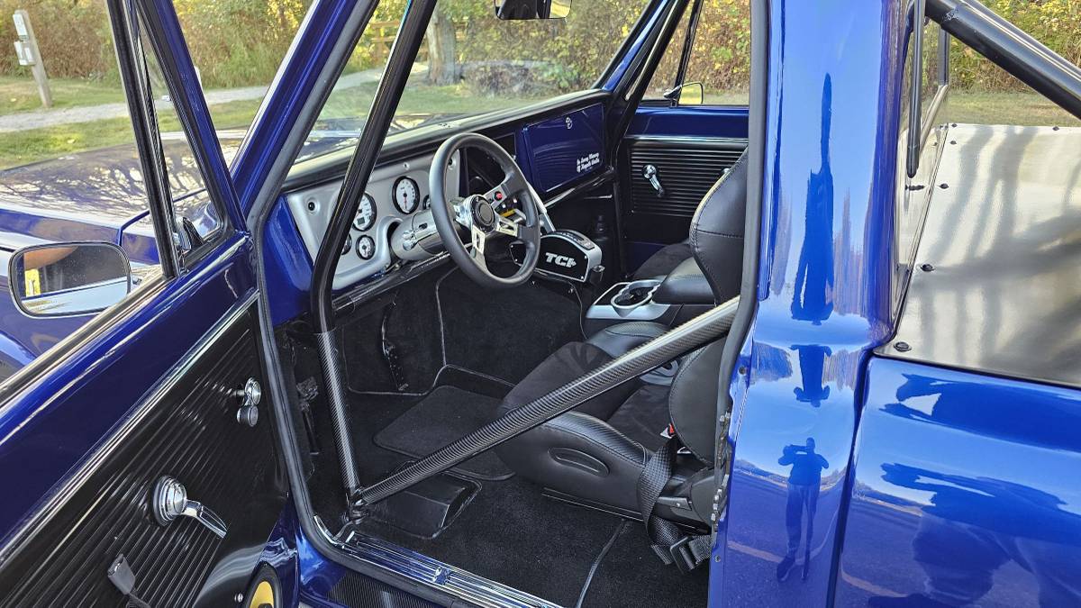 Chevy-c10-truck-1967-blue-9