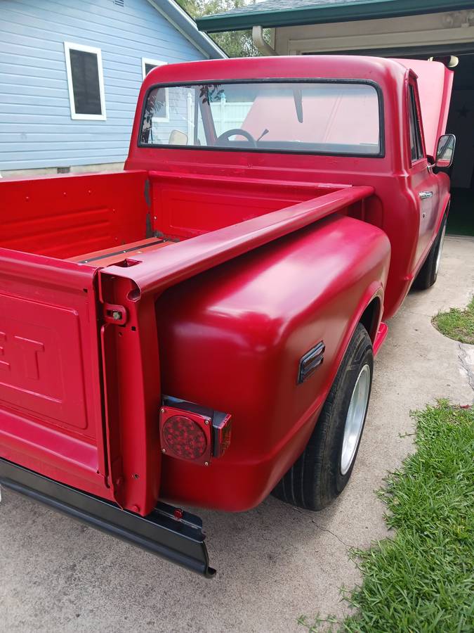 Chevy-c10-truck-1969-red-13