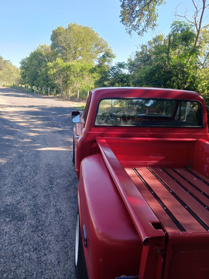 Chevy-c10-truck-1969-red-3