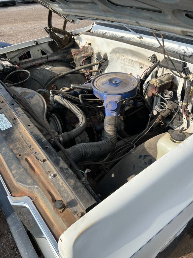 Chevy-c10-truck-1975-3