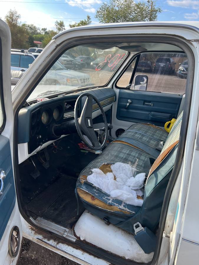 Chevy-c10-truck-1975-4