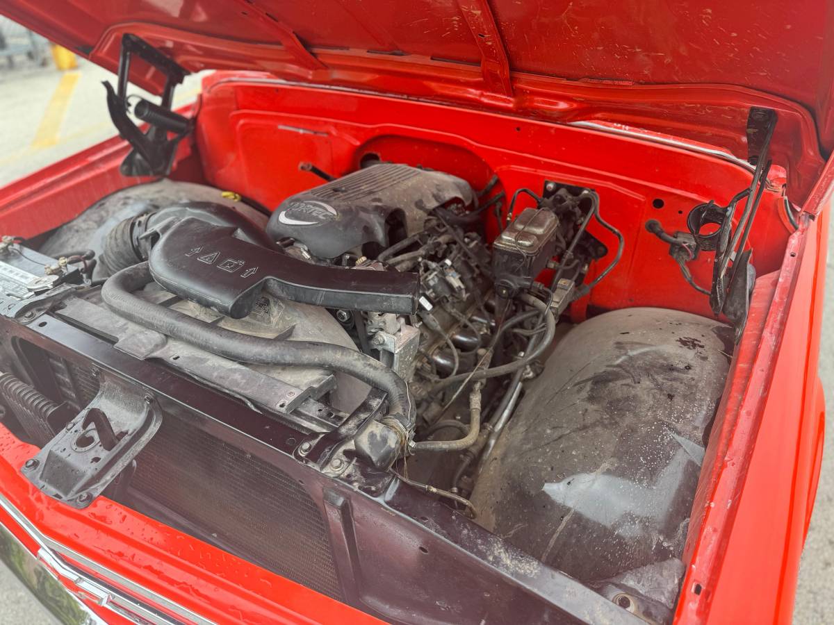 Chevy-c10-truck-1977-red-10