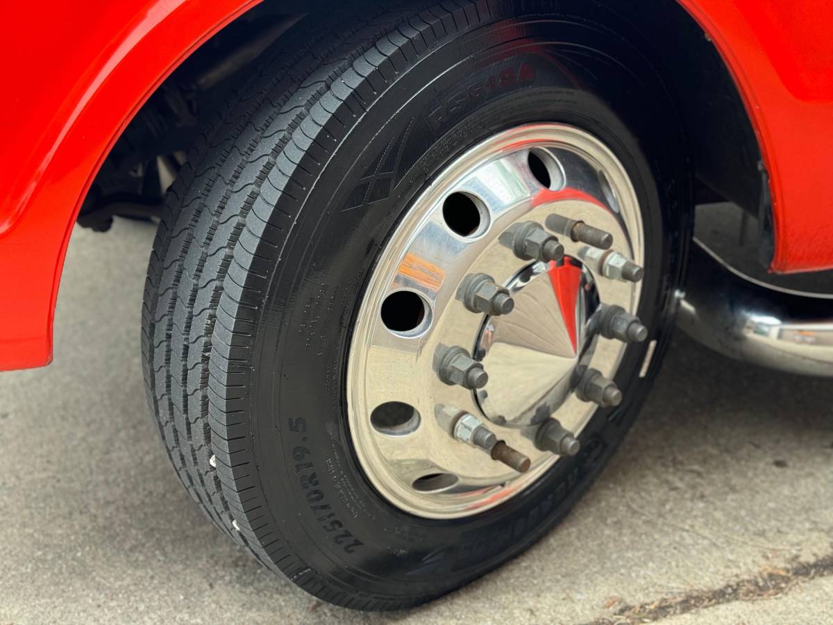 Chevy-c10-truck-1977-red-16