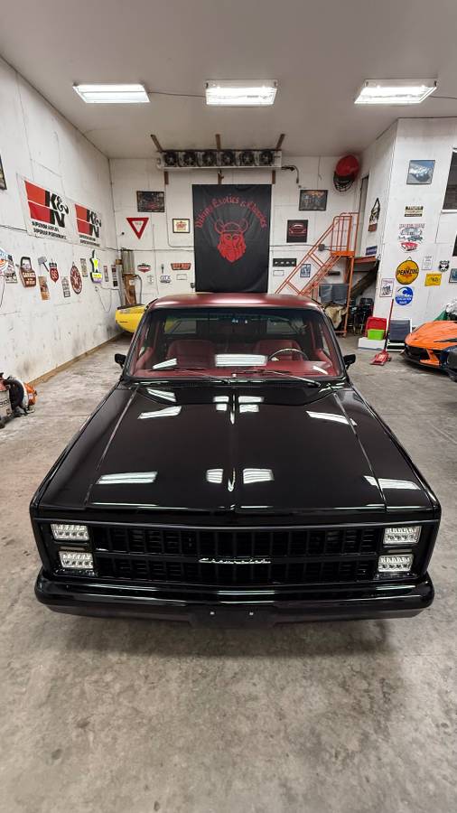 Chevy-c10-truck-1981-12