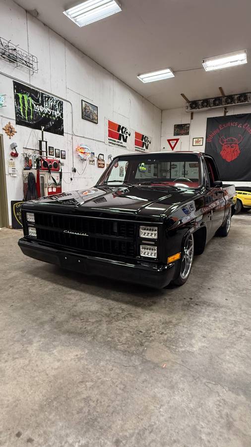 Chevy-c10-truck-1981-2