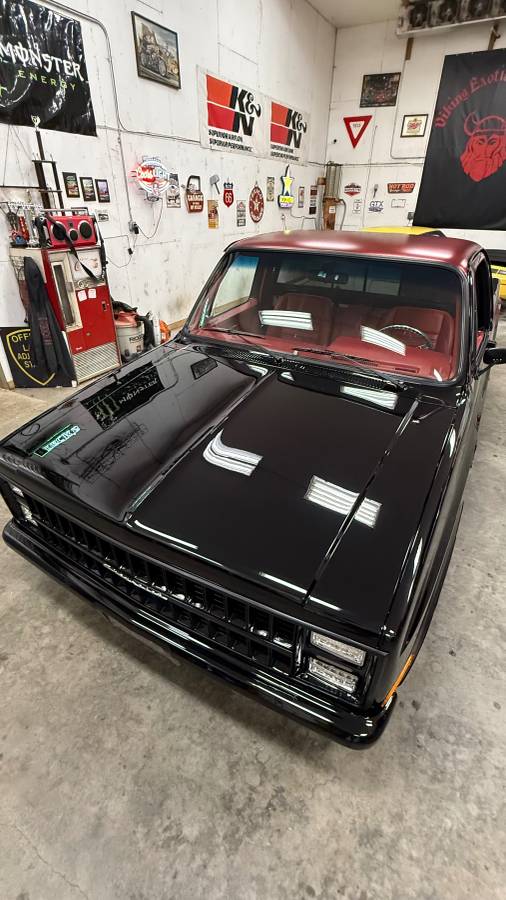 Chevy-c10-truck-1981-30