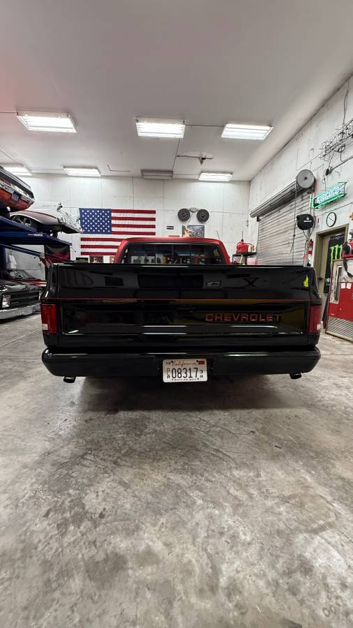Chevy-c10-truck-1981-5