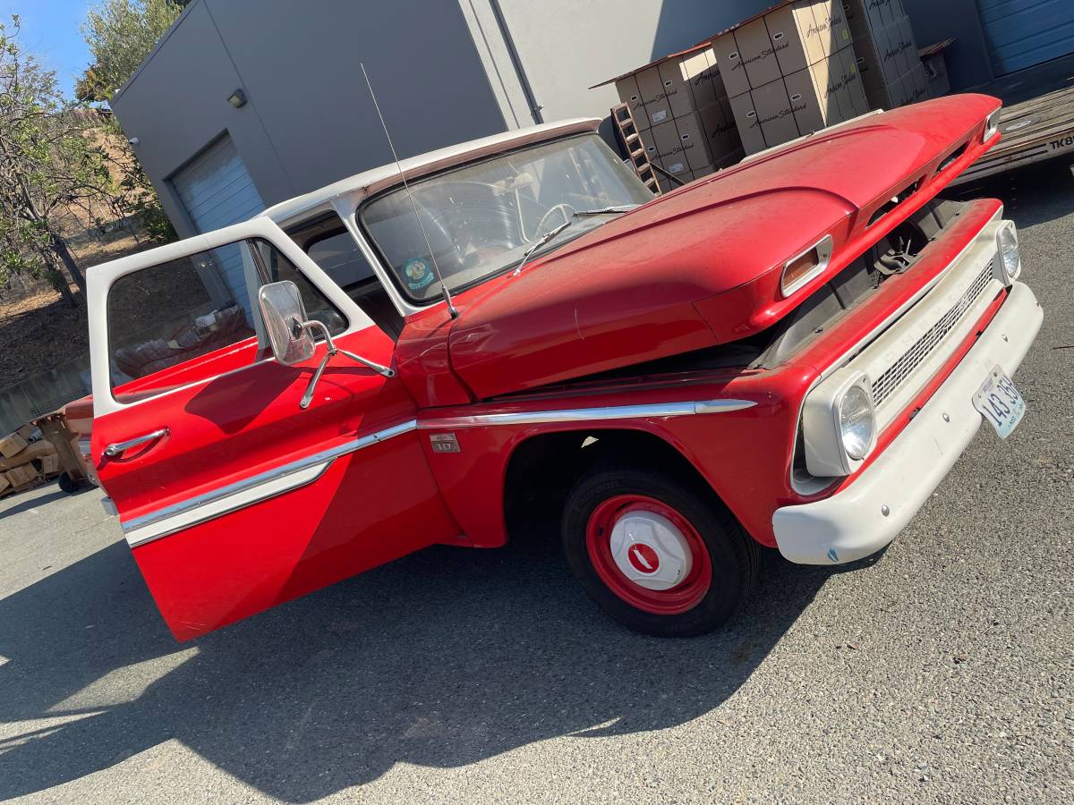 Chevy-c10-truck-long-bed-1966-orange-5