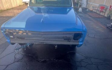 Chevy-c10-trucl-1967-blue-7