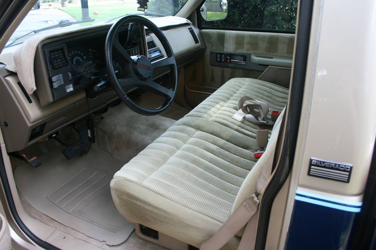 Chevy-c1500-1991-brown-5