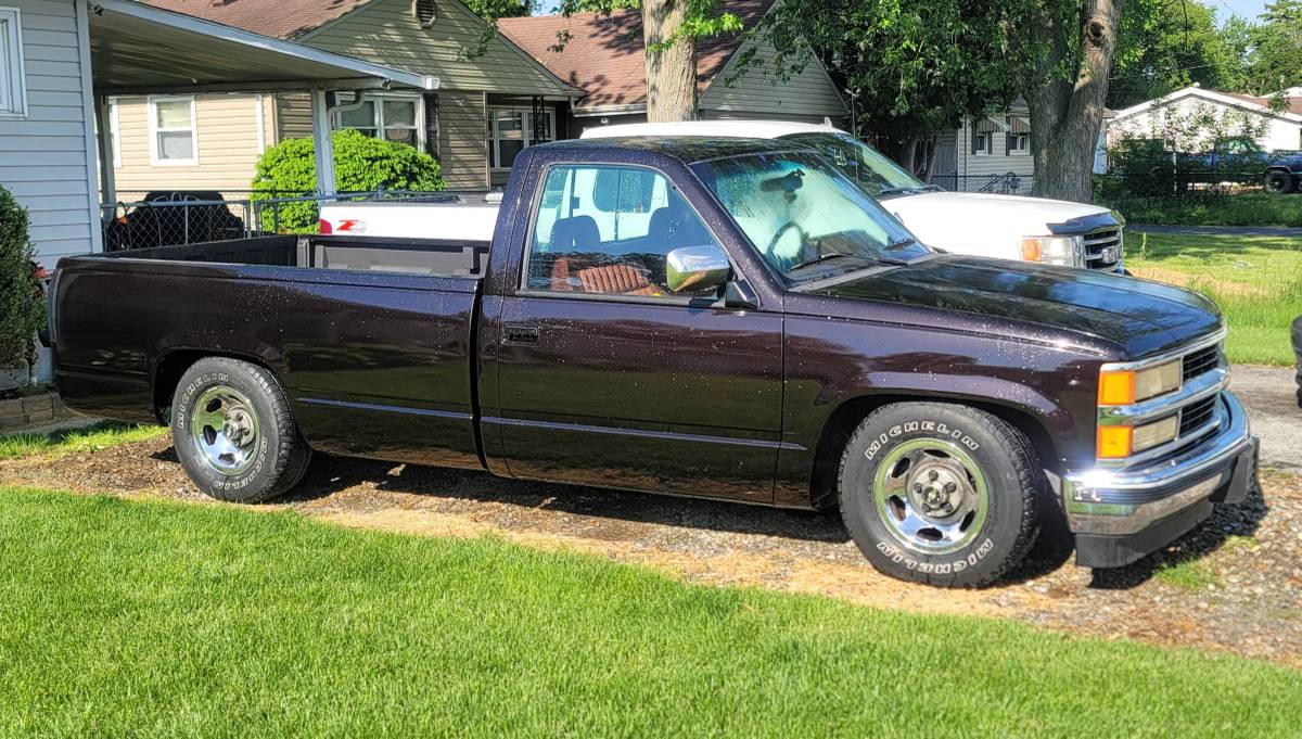 Chevy-c1500-1994-custom-1