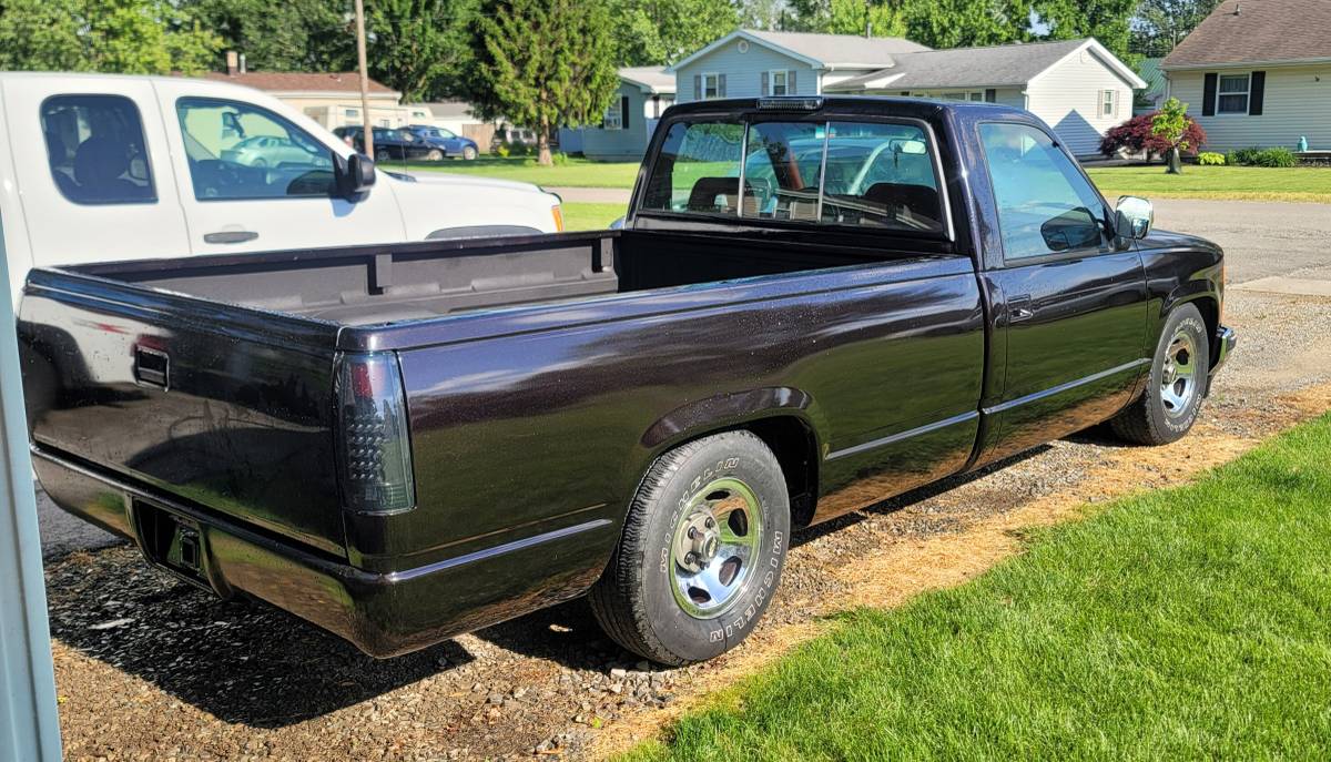 Chevy-c1500-1994-custom-4