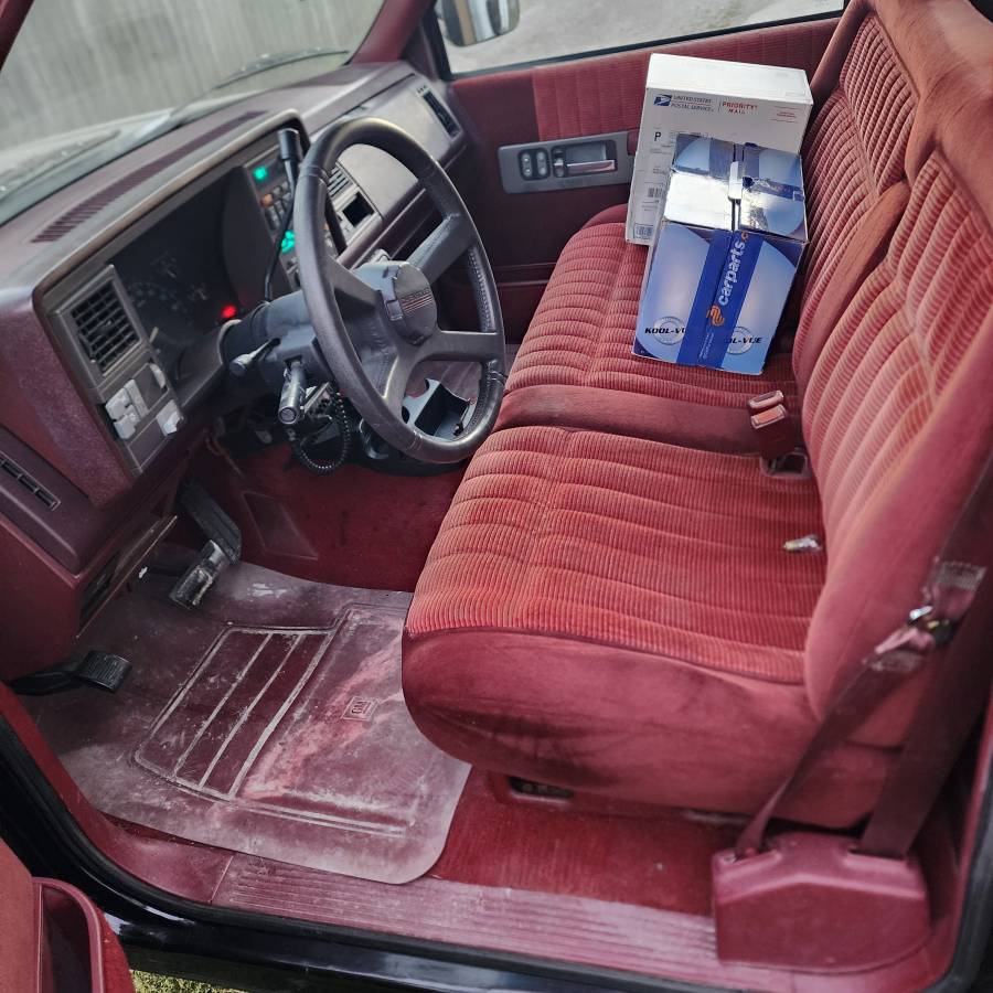 Chevy-c1500-1994-custom-6