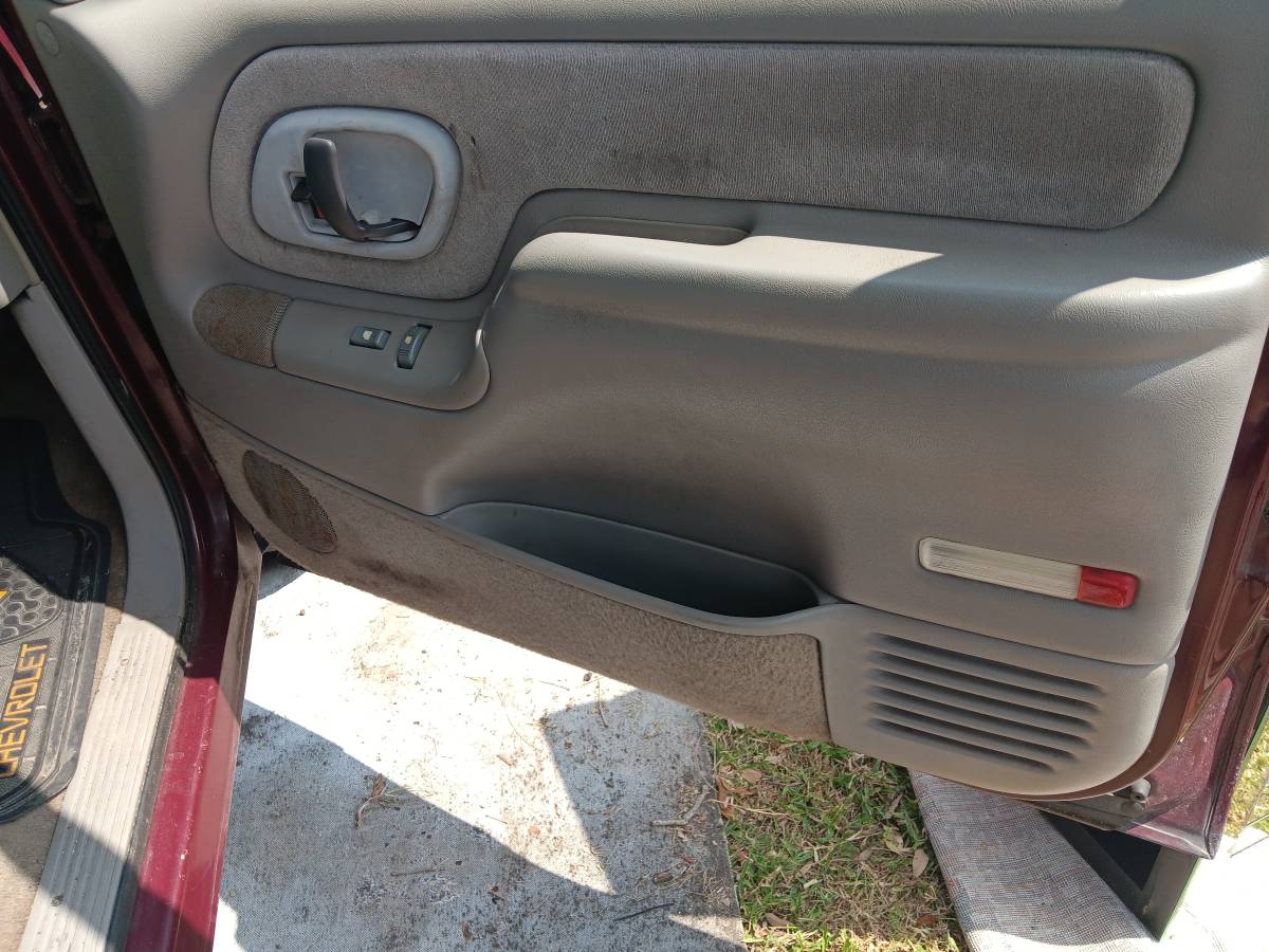 Chevy-c1500-1996-5