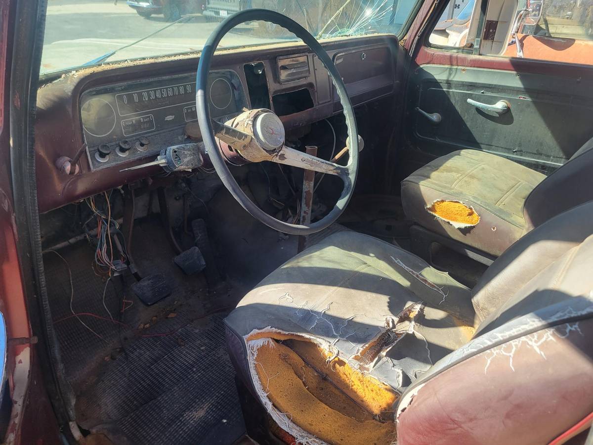 Chevy-c20-1965-brown-1