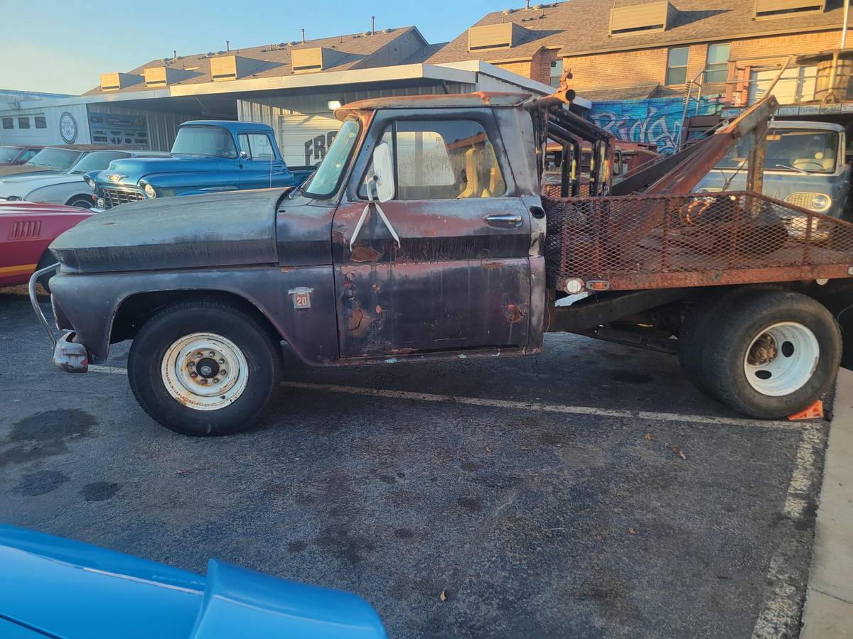Chevy-c20-1965-brown-15
