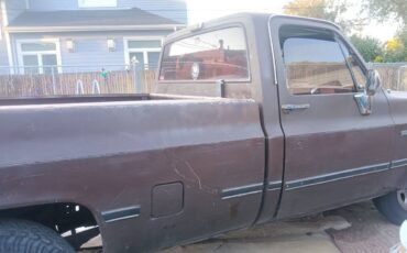 Chevy-c20-1981-brown-9