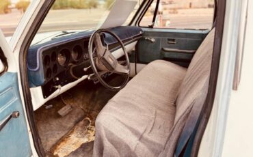 Chevy-c20-1983-white-9
