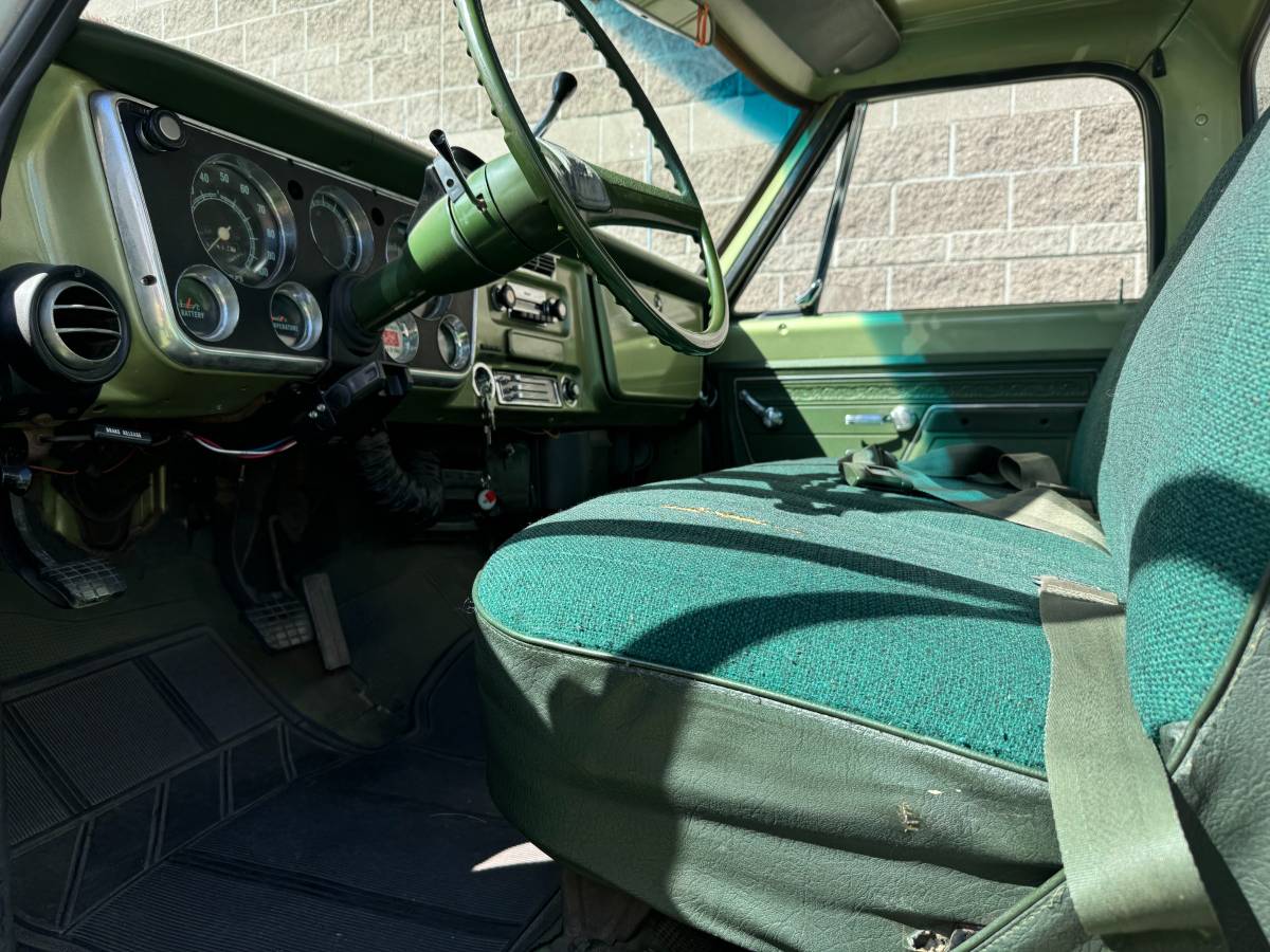 Chevy-c20-pickup-1972-13