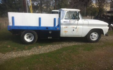 Chevy-c30-1965-white-2