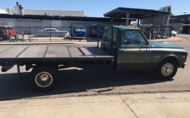Chevy-c30-1967-green