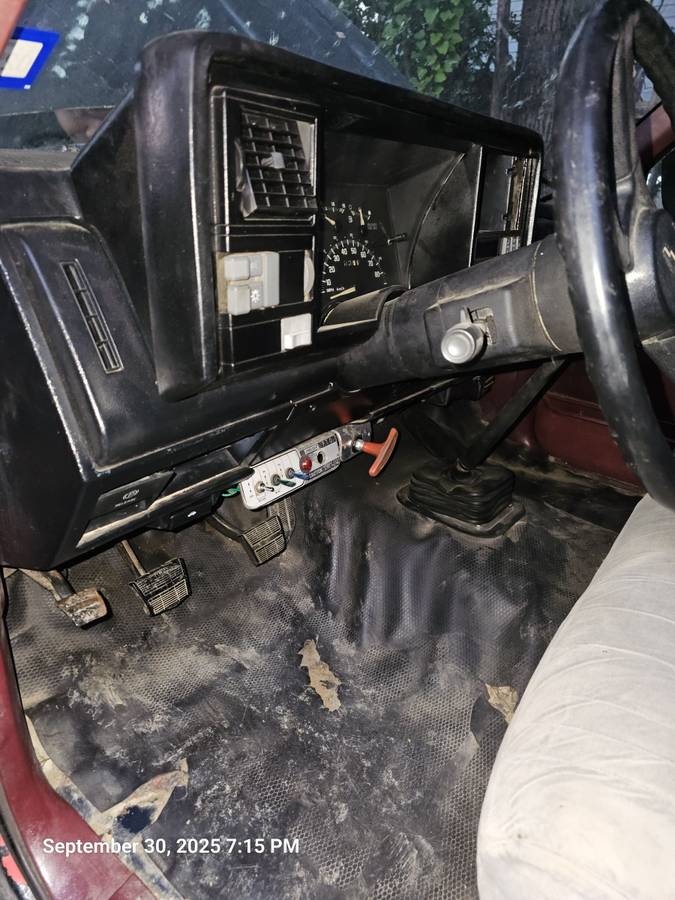 Chevy-c3500hd-1991-black-10