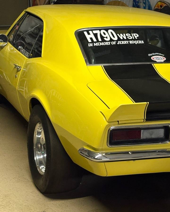 Chevy-camaro-1967-yellow-6