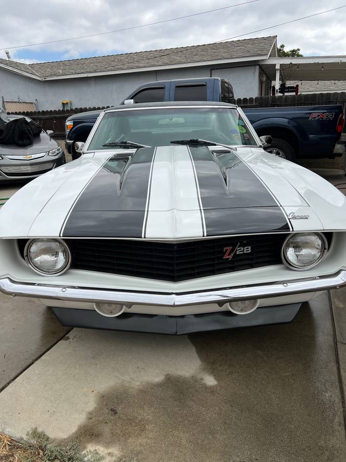 Chevy-camaro-1969-12