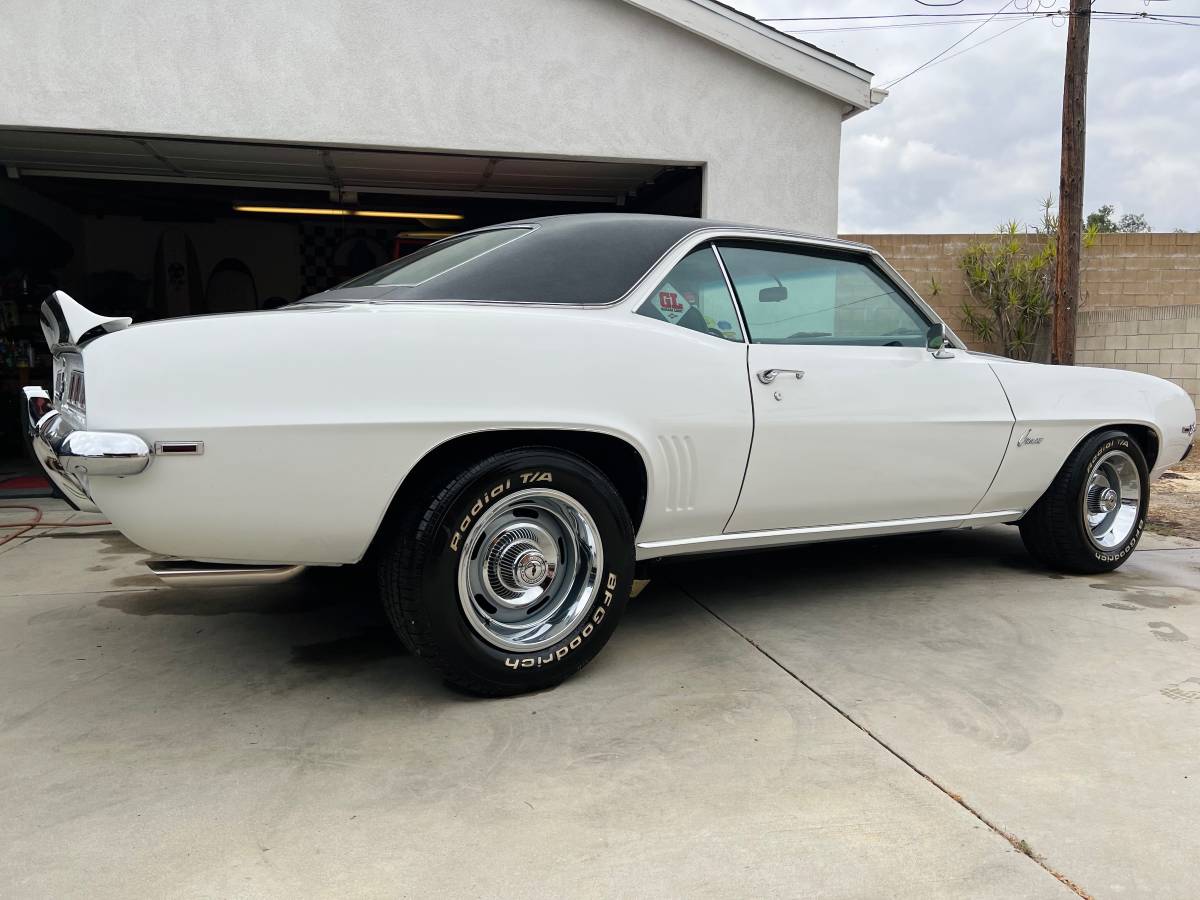 Chevy-camaro-1969-5