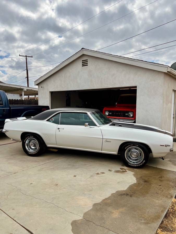 Chevy-camaro-1969-6