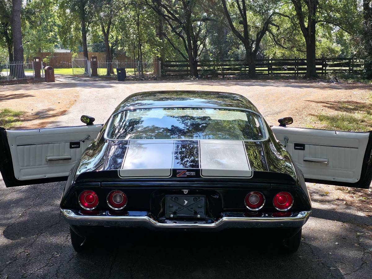 Chevy-camaro-1973-black-5