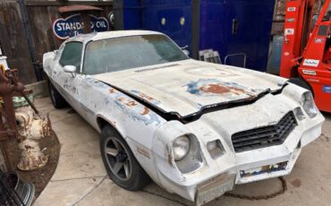 Chevy-camaro-1978-white-9