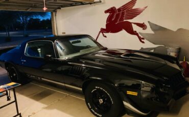 Chevy-camaro-1979-black-12