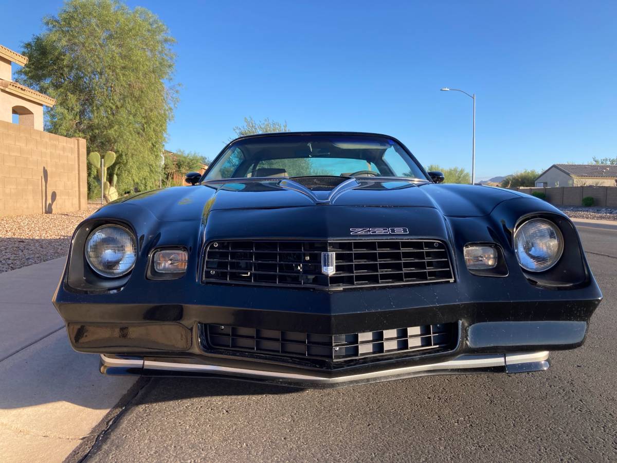 Chevy-camaro-1979-black-3