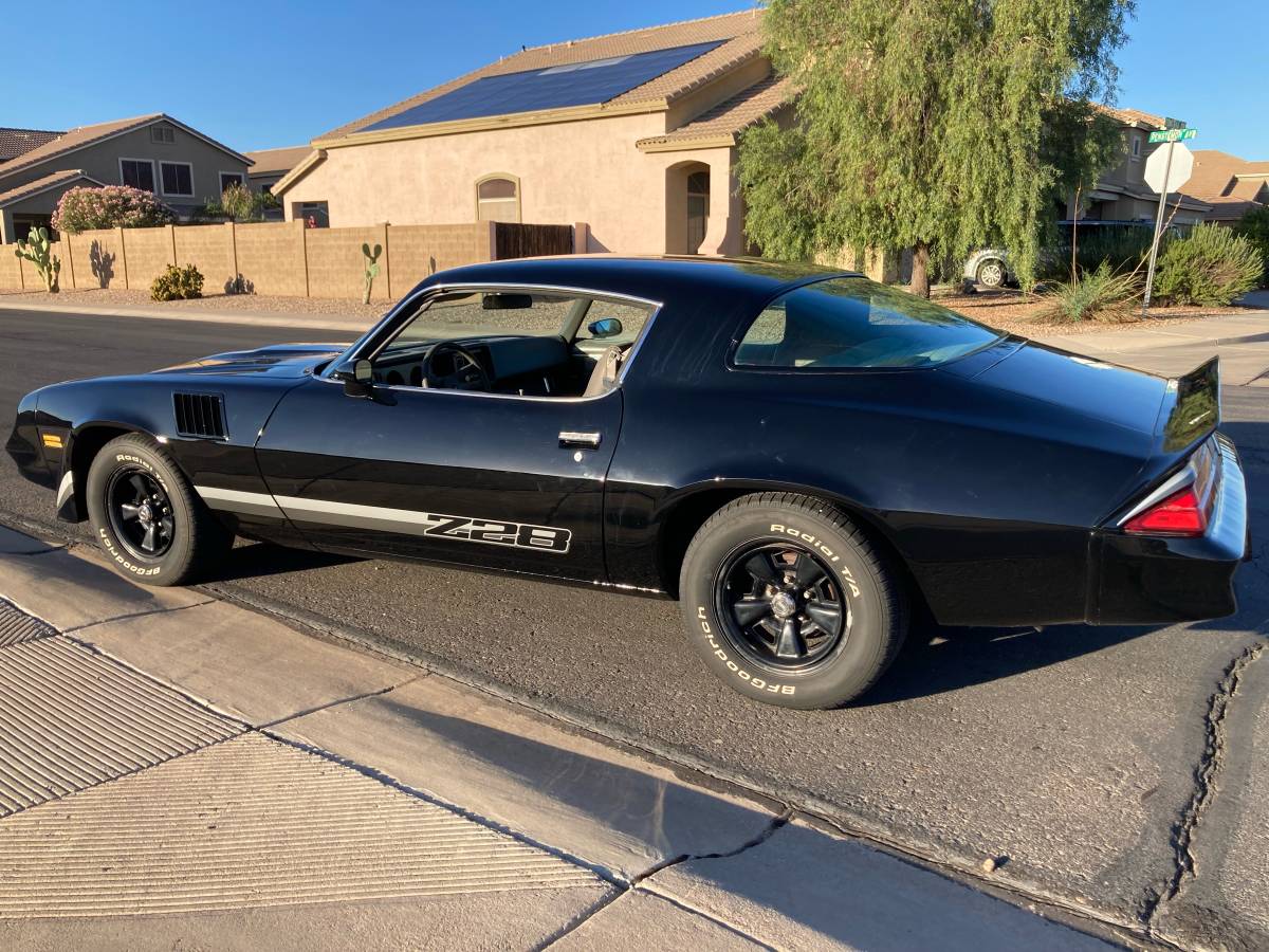 Chevy-camaro-1979-black-4