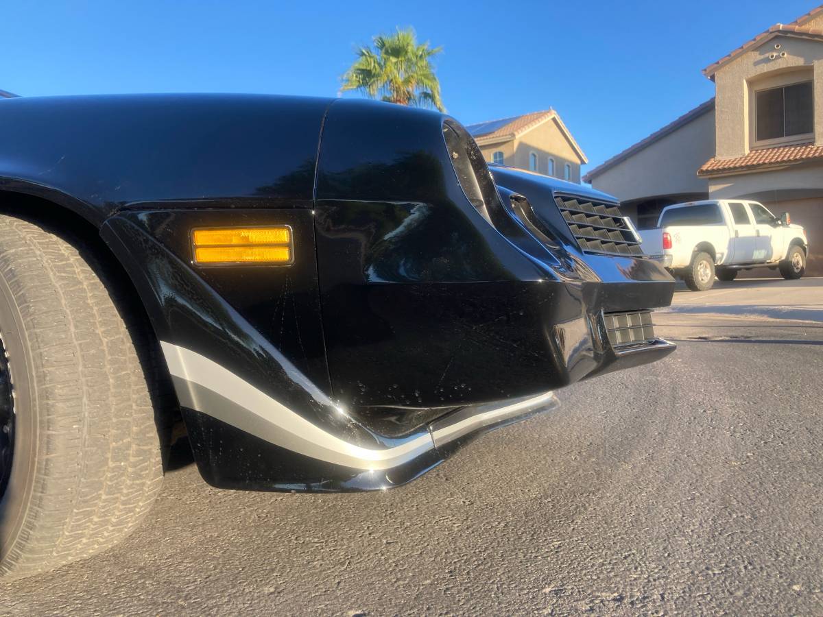 Chevy-camaro-1979-black-8