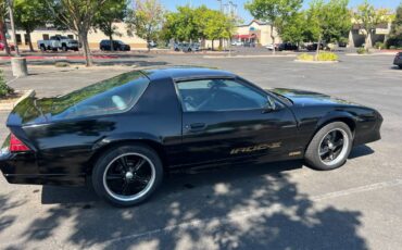 Chevy-camaro-1987-black-5