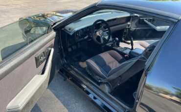 Chevy-camaro-1987-black-9
