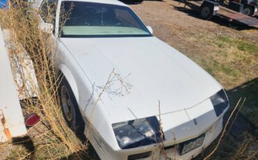 Chevy-camaro-1988-white-1
