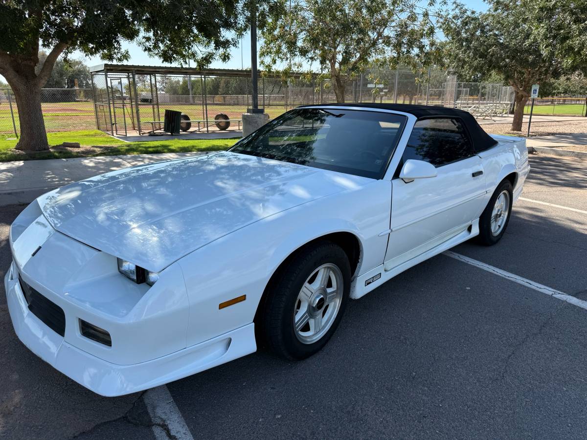 Chevy-camaro-1992-white
