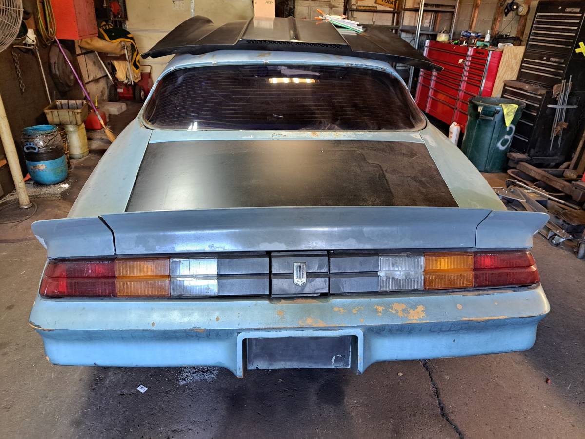 Chevy-camaro-berlinetta-1979-blue-6