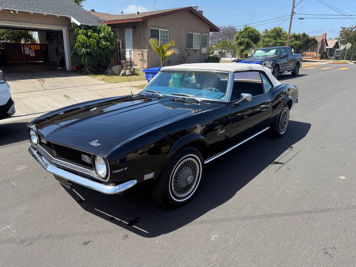 Chevy-camaro-convertible-1968-blue