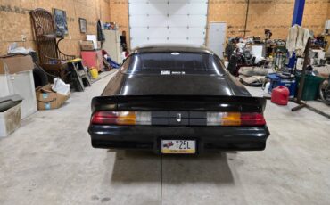 Chevy-camaro-z28-1979-black-4