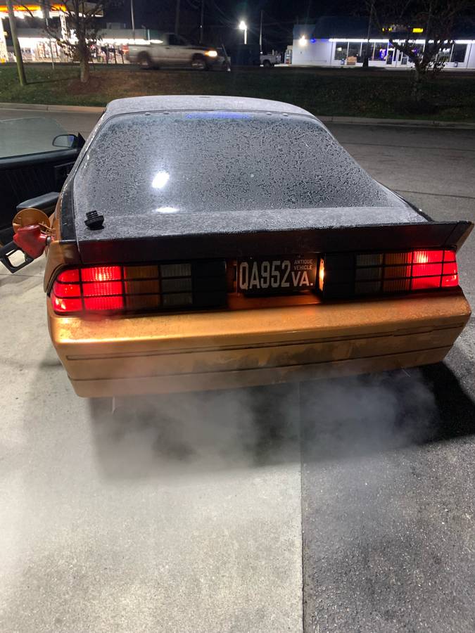 Chevy-camaro-z28-1988-custom-2