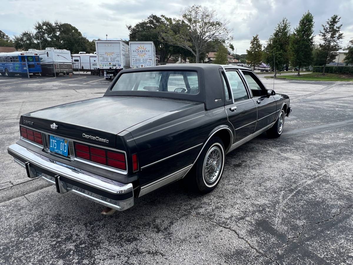 Chevy-caprice-1988-3