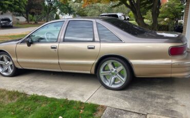 Chevy-caprice-1994-brown-1