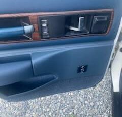 Chevy-caprice-classic-1991-11